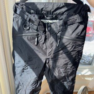 FOX RACING PANTS SIZE MEDIUM WATERPROOF ZIPPING POCKETS AND VENTILATION ZIPS